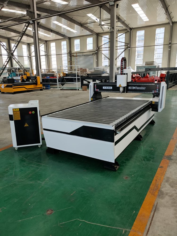 CNC Router 1325 - White & Black